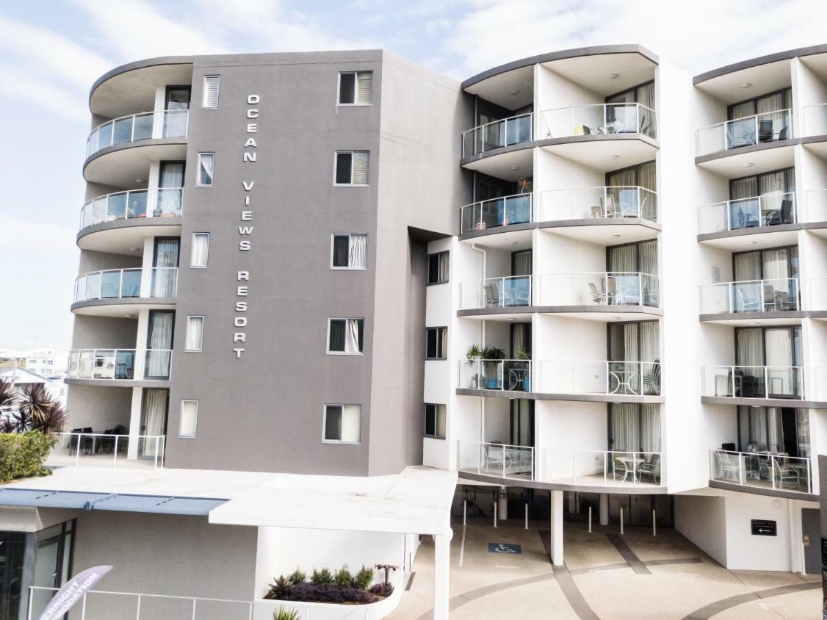 Ocean Views Resort Caloundra Buitenkant foto